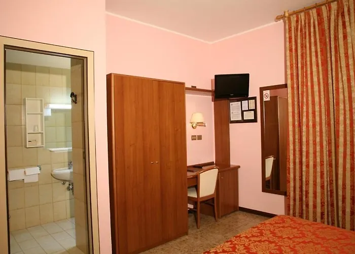 Hotel San Pellegrino 3*